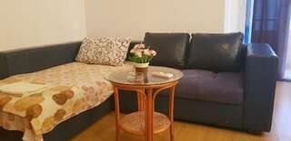 Гостевой дом Rexha Apartments Улцинь Трехместный номер с собственной ванной комнатой-29